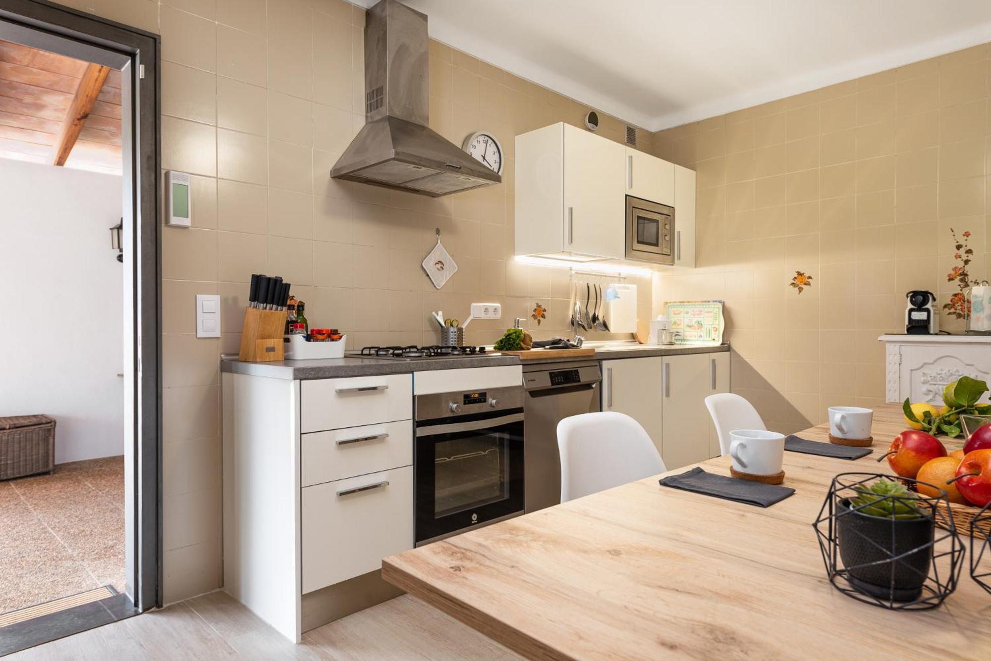 Camproig Holiday Home Alaró Eksteriør billede